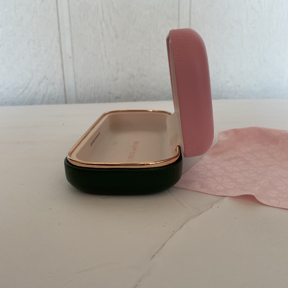 Kate Spade hardshell glasses case - Picture 10 of 14